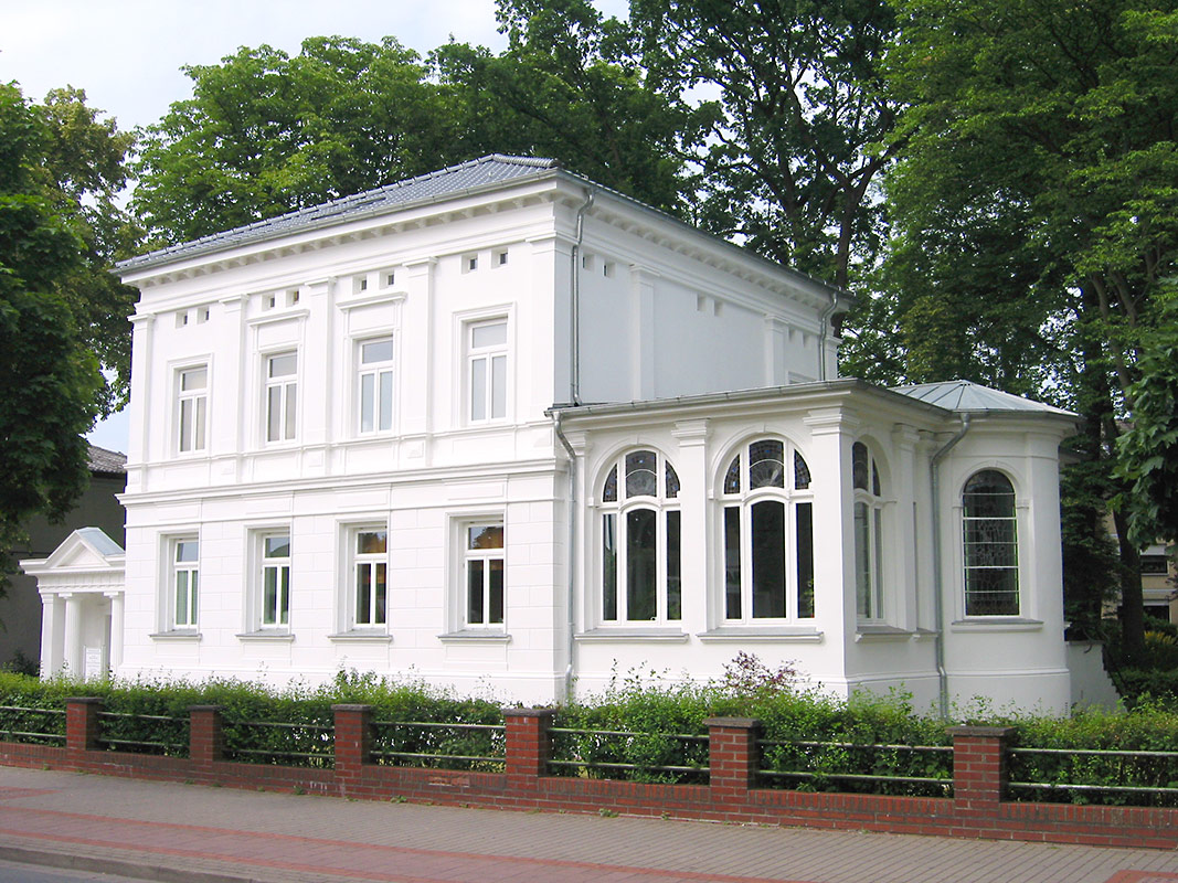 Frauenarzt Edler Stadthagen Gebäude